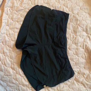 Black size 8 lululemon shorts